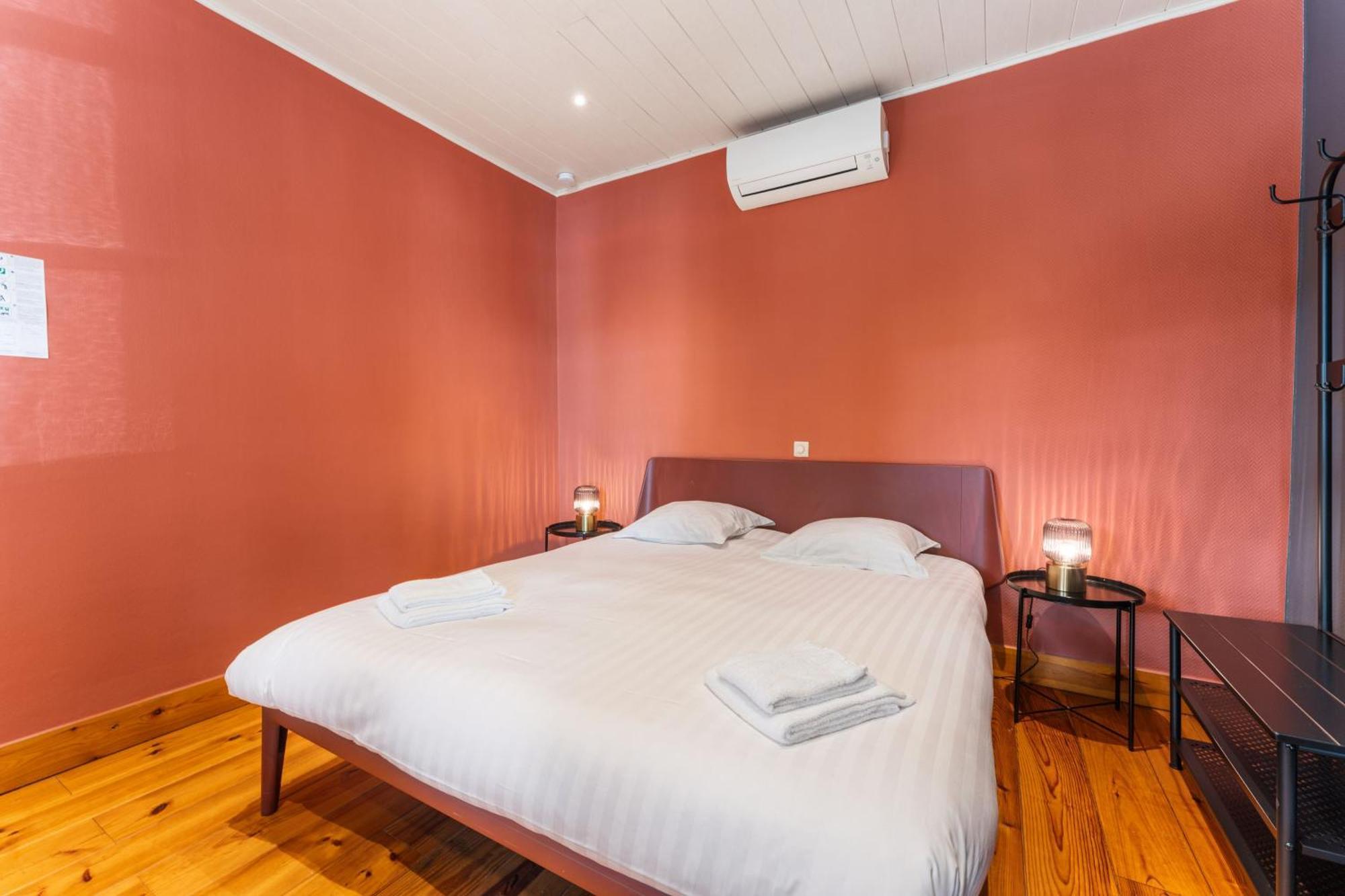 ברוז' Lake Suites מראה חיצוני תמונה