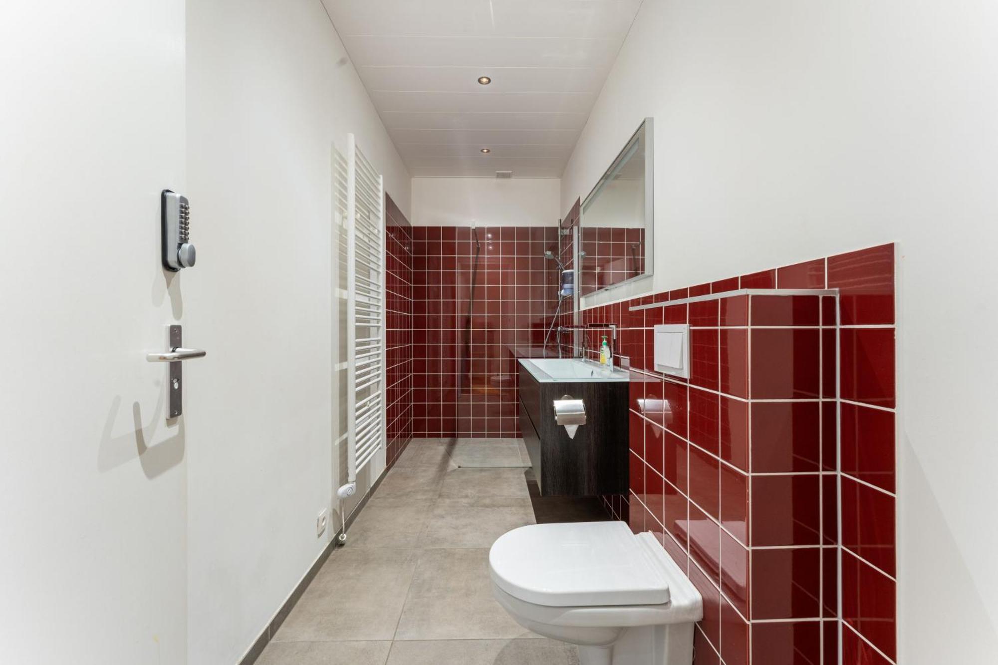 ברוז' Lake Suites מראה חיצוני תמונה